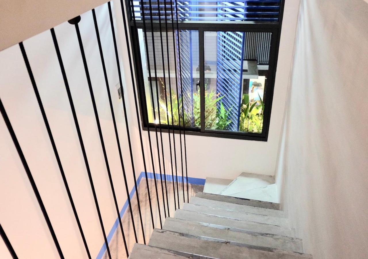6 Bedroom House - Best Location - 5Mins My Khe Beach Da Nang Dış mekan fotoğraf